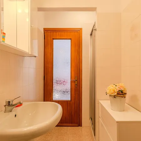 House-1 By Interhome * Rezzonico