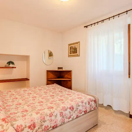 דירה House-1 By Interhome