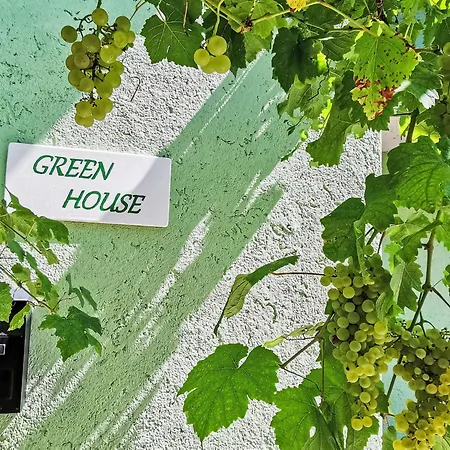 Lägenhet House-1 By Interhome